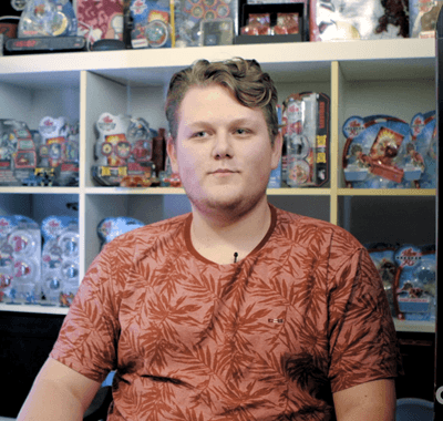 Mød en samler: Emil kan ikke få japansk legetøj nok