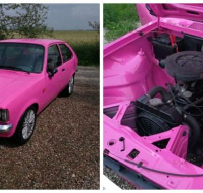 Var det noget med en lyserød veteranbil fra 1978?