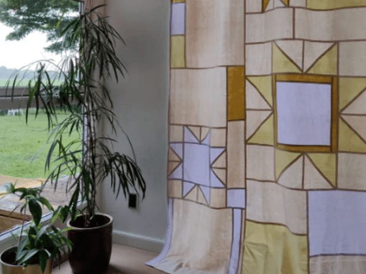 Sissel forvandler tyndslidte lagner til populære pojagi-gardiner