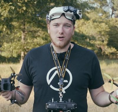 DIY Tech Edition: Mads har bygget 20 droner