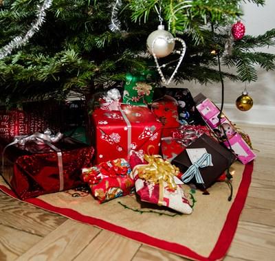 Rekord mange: 1 ud af 4 danskere vil købe julegaven brugt i år