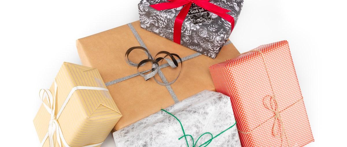 Guiden til at købe julegaven brugt: Disse typer gaver anbefales
